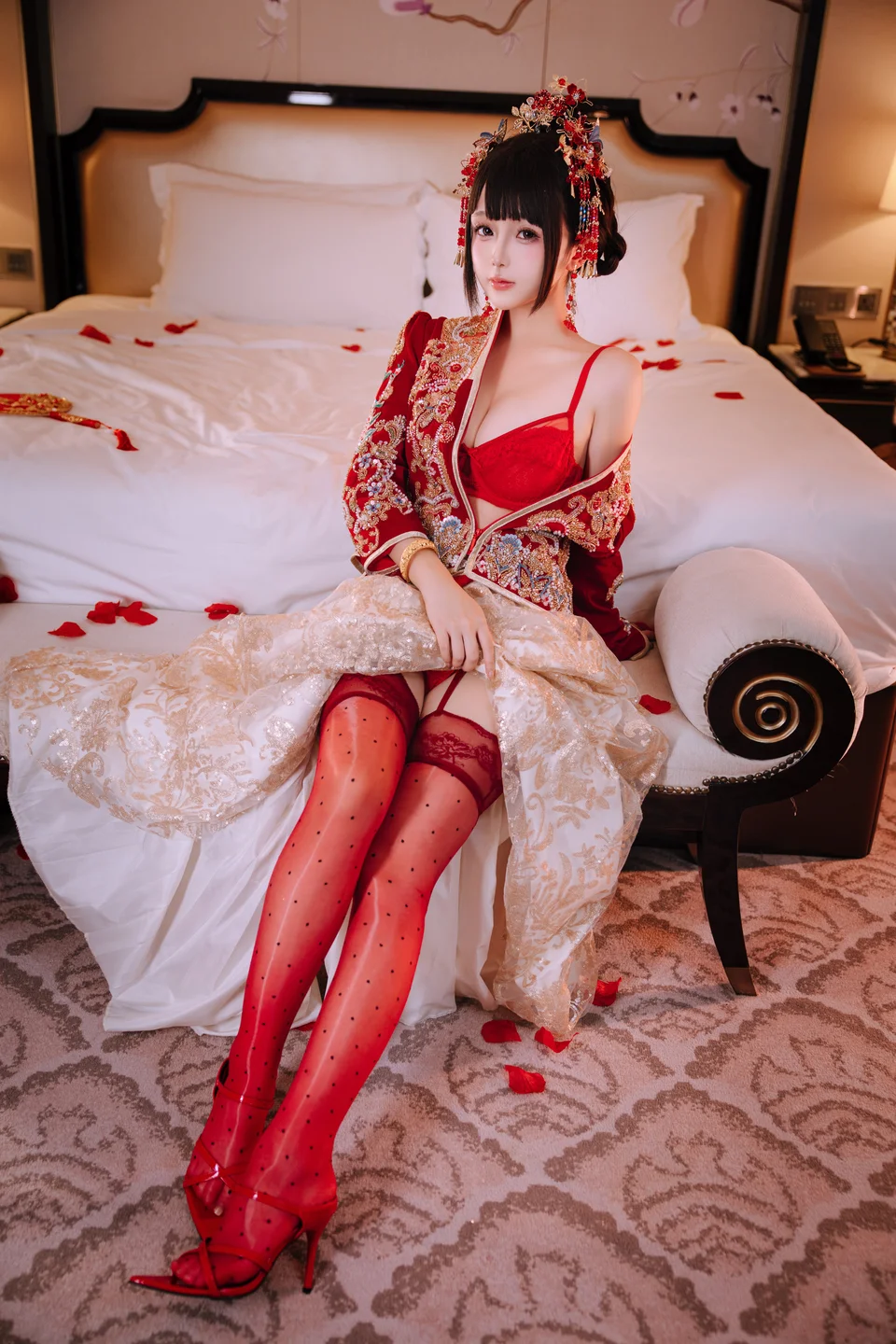 日奈娇 - 洞房花烛 [190P,5V-1.69GB]  tg@simisebaisi 【丝足阁】039.webp